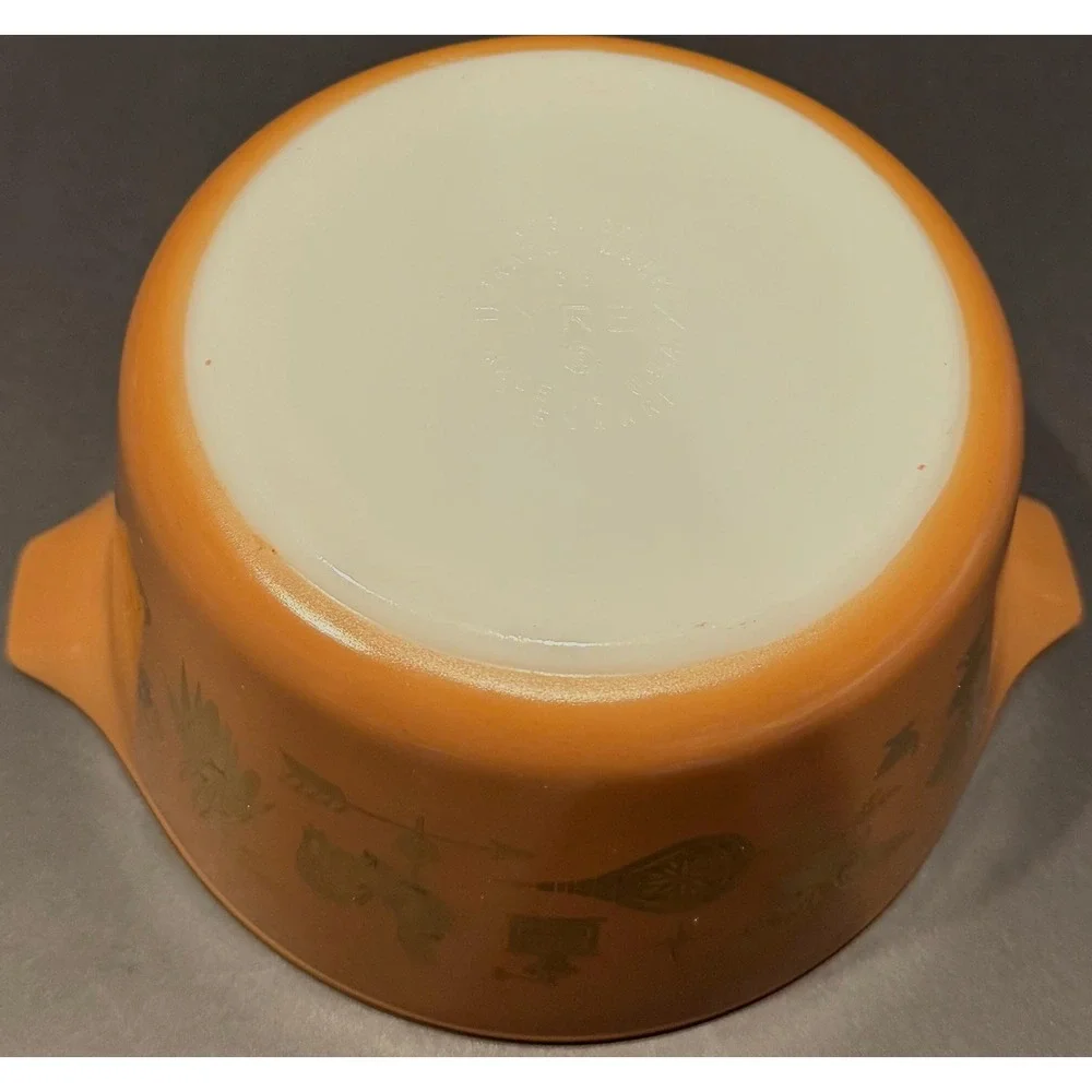 Vintage Pyrex Early American Cinderella Mixing‎ Bowl 441 Orange Gold 1.5 Pt